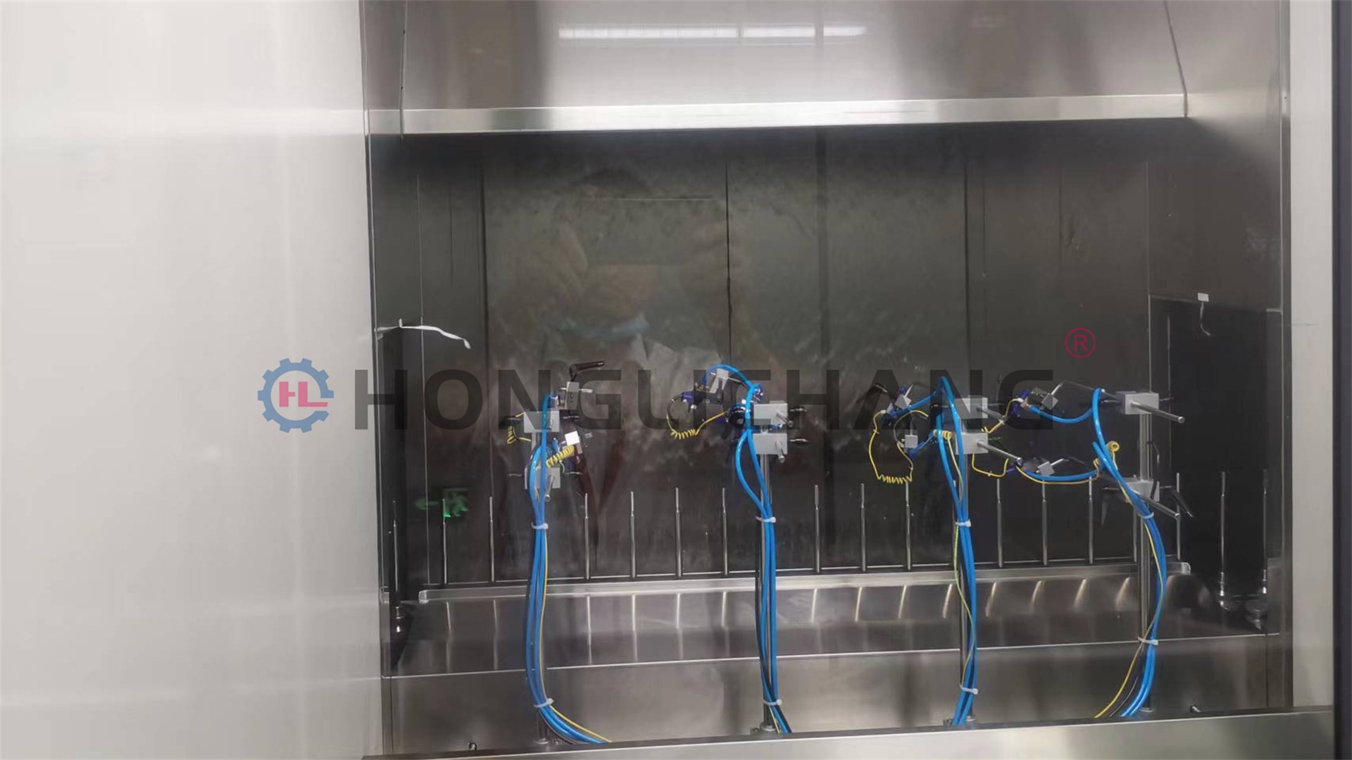 Лінія УФ-покриття